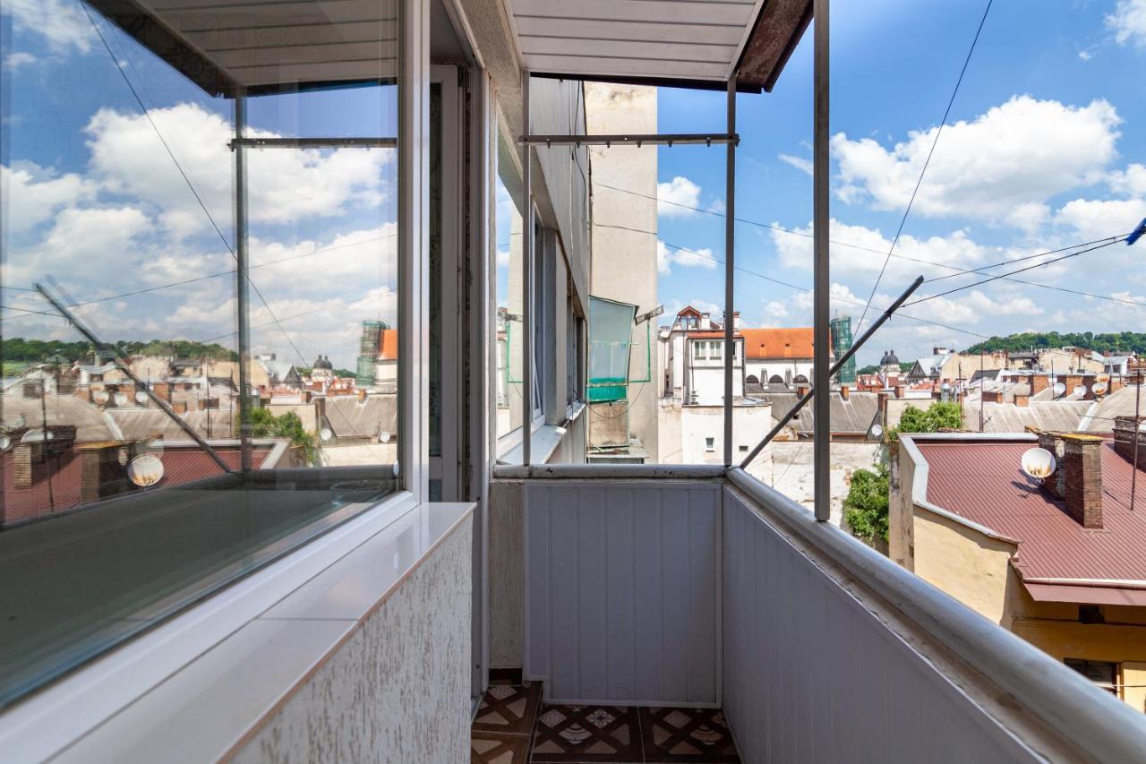 Leogrand Apartments On Svobody Lviv Exterior photo